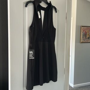 Elegant Black Sleeveless Dress